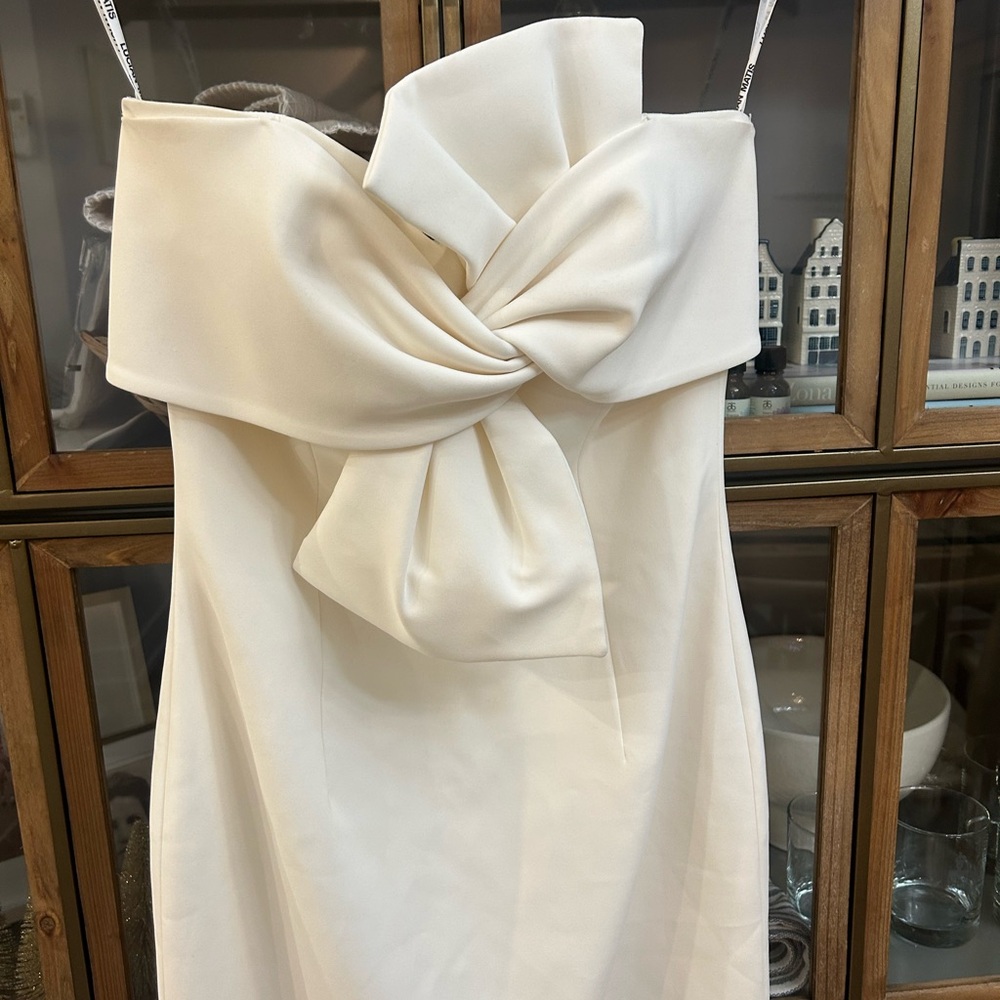 Lucian Matis Cream Bow Dress - Picture 3 of 11